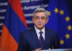 Серж Саргсян проголосовал на референдуме по конституционным изменениям