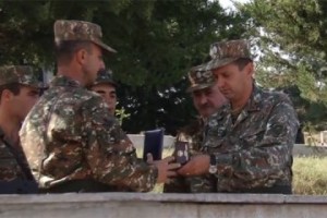 "Убитый азербайджанскими ВС" полковник Джалал Арутюнян удивлен ложью азагитпропа