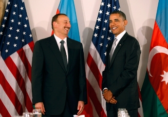 «Ай, Моська! знать, она сильна, что лает на Слона!»