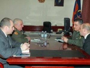Ереван и Афины намерены развивать отношения в оборонной сфере