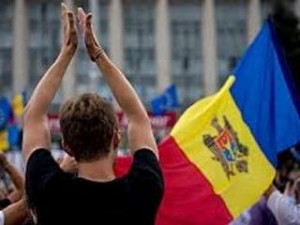В Молдавии оппозиция объявила о возобновлении протестов в режиме нон-стоп