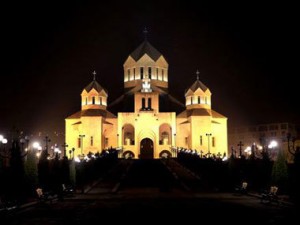 В Ереване состоялся крестный ход по случаю праздника Святого Саркиса