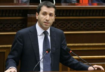 Омбудсмен Армении подал в отставку