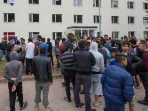 Spiegel: Немецкая разведка использовала беженцев в качестве информаторов
