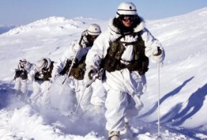 Российские военнослужащие в Армении встали на лыжи