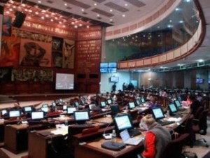Оппозиция Венесуэлы потеряла большинство в парламенте