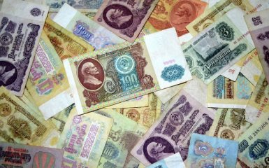 Назад в 90-ые: Число безработных в России в конце декабря почти достигло миллиона