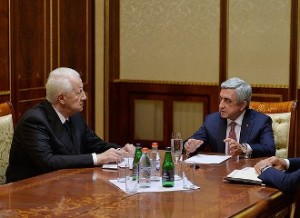 Бархатная передача власти в СНБ Армении