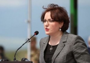 Глава Минобороны Грузии прибыла в Армению с трехдневным визитом