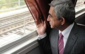 Иран-Азербайджан: "Поезд Сержа Саргсяна проехал мимо Ирана"