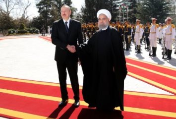 Между Баку и Тегераном подписано 11 документов