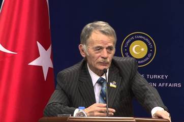 Татарский евнух взялся за Карабах