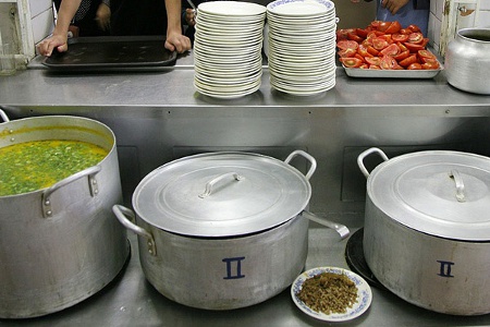 В России продают еду в долг