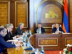 Глава МИД Армении представил правительству отчет о работе в 2015 году