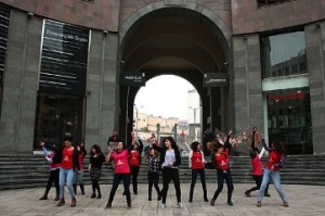 Ежегодный международный танцевальный флэшмоб "One Billion Rising" прошла в Ереване