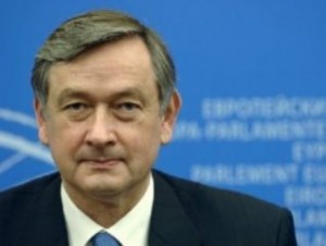 Экс-президента Словении выдвинули на пост генсека ООН