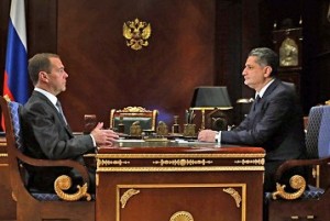 Премьер России пожелал Тиграну Саркисяну удачи на посту большого руководителя