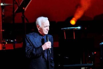 Шарль Азнавур даст концерт в Бухаресте