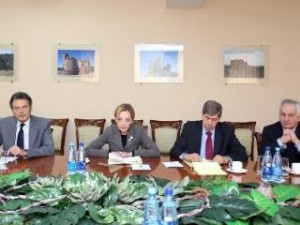 Глава Минобороны Армении и представители НАТО обсудили вопросы защиты прав человека в армии