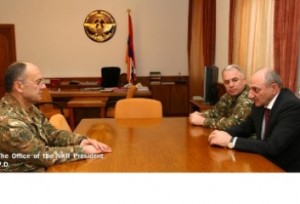 Бако Саакян принял главу Минобороны Армении