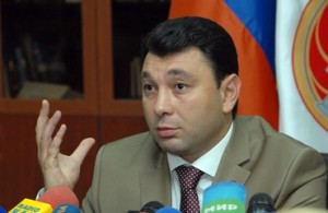 Вице-председатель парламента Армении отбыл в Санкт-Петербург