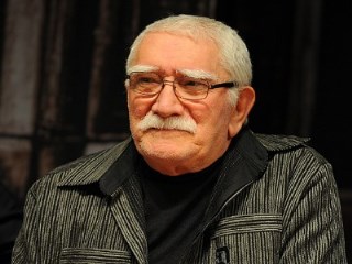 Армен Джигарханян госпитализирован с инфарктом