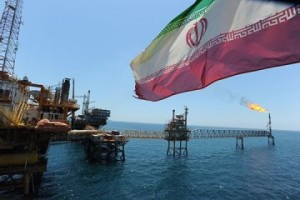 Тегеран планирует ежедневно экспортировать по 2 млн баррелей нефти