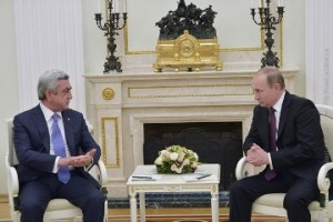Путин предложил Саргсяну обсудить вопросы экономического сотрудничества РФ и Армении