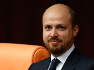 Сын Эрдогана после подозрений в отмывании денег, покинул Италию