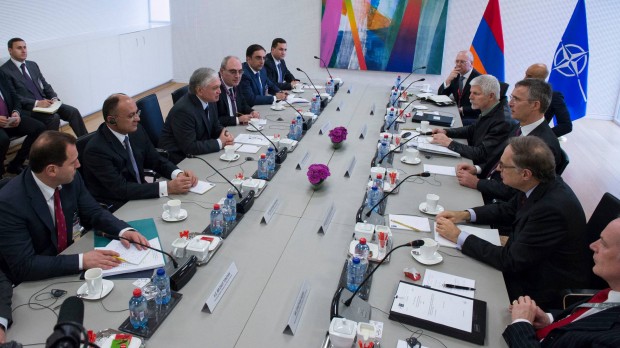 В НАТО довольны уровнем сотрудничества с Арменией