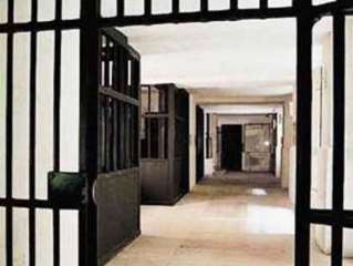 Алиев выпускает на свободу оппозиционеров