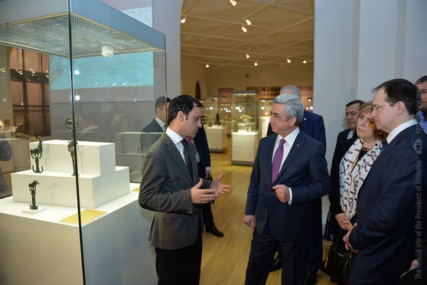 Президент Армении посетил выставку «Армения: Легенда бытия»