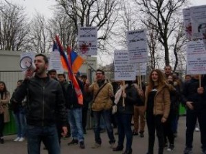 В Париже пресечена попытка лживой азербайджанской агитации
