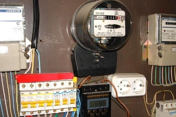 Инспекторов «Электросетей Армении» уволили за махинации с счетчиками