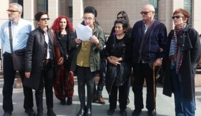 На Давудоглу подали в суд за оскорбление армян