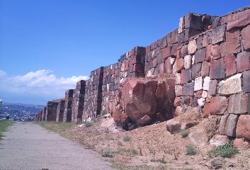 Forbes Russia включило крепость Эребуни в список девяти самых древних крепостей мира