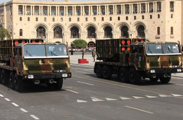 ВС Армении на сегодня имеют наиболее высокий среди трех армий стран Закавказья уровень боевой и морально-психологической подготовки — Александр Храмчихин