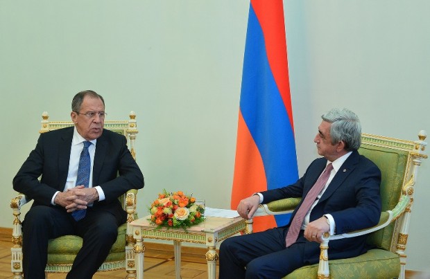 Президент Армении принял министра иностранных дел России