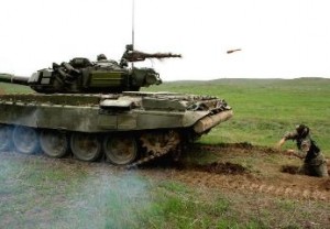 Уничтожено еще три азербайджанских танка