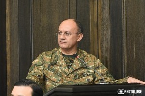 Армянская сторона не сдала Азербайджану ни одной стратегической позиции - министр обороны