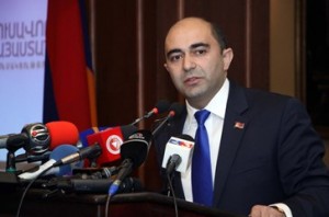 Партия «Светлая Армения» призывает Россию воздержаться от дальнейшего сотрудничества с Азербайджаном