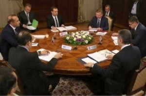 Формальная встреча – Москва решила вернуть «долг» Армении: «Жоховурд»
