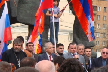 Армяне России обеспокоены заявлениями высокопоставленных должностных лиц РФ о продаже оружия Азербайджану