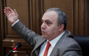 Экс-премьер: Армения должна создать ядерное оружие