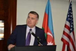 Посол Азербайджана в США очень обеспокоен знаниями Ким Кардашян