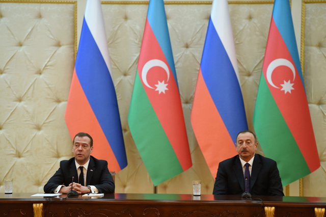 Альтернативы переговорам по урегулированию в Карабахе нет: Дмитрий Медведев