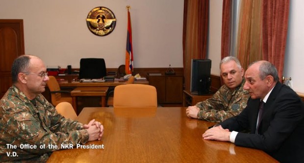 Президент Саакян принял министра обороны Армении