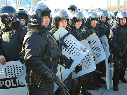 Казахстан охватили массовые акции протеста