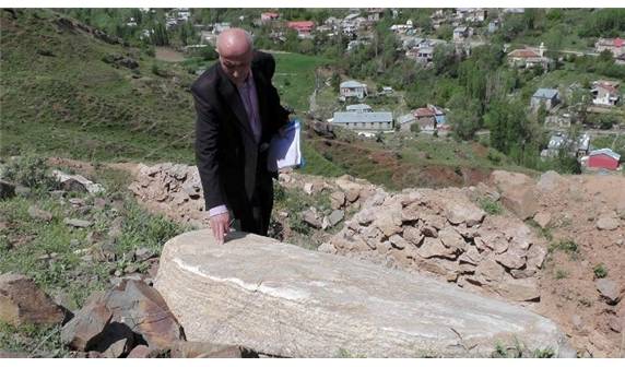 Турецкие вандалы осквернили армянские могилы