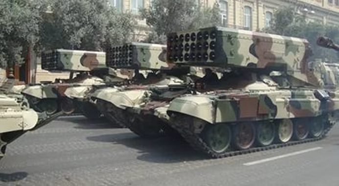 Храмчихин: Россия специально продала Азербайджану оружие для войны против союзника по ОДКБ